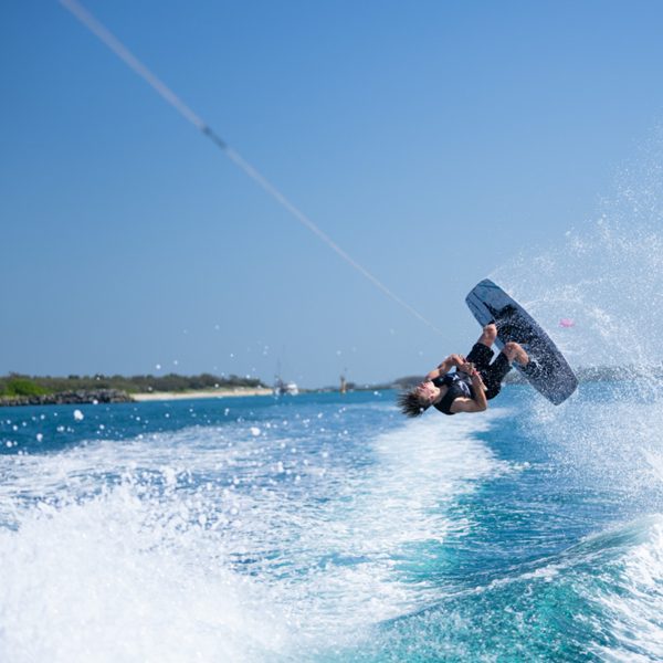 Full Send Session (4 hours) – Gold Coast Wake Boat Adventures